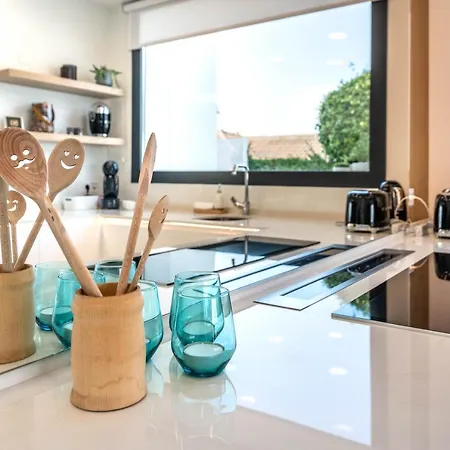 4 Bdrm Luxury Retreat W/ Stunning Sea Views * Estepona