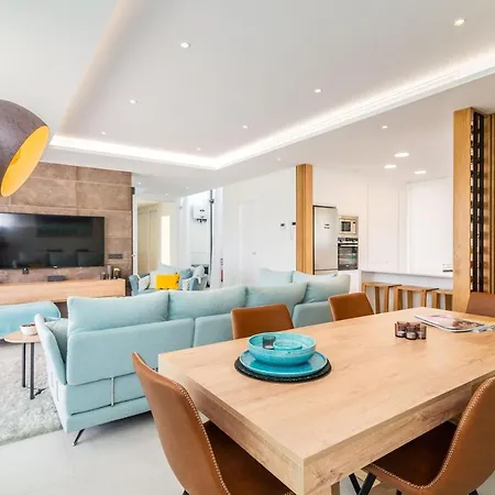 4 Bdrm Luxury Retreat W/ Stunning Sea Views * Estepona